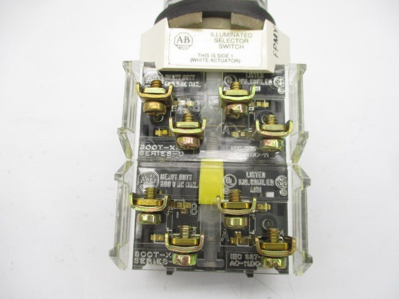 ALLEN BRADLEY 800T-16HR2KB6AA SER. T 120V (BK/YL) NSMP
