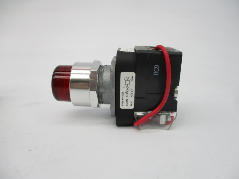 ALLEN BRADLEY 800T-QTH2R SER. U 12-130VAC/DC (WH) NSMP