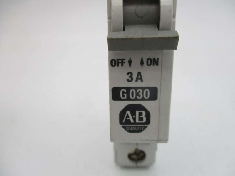 ALLEN BRADLEY 1492-CB1G030 SER. B 277VAC 3A (GY/BL) NSMP