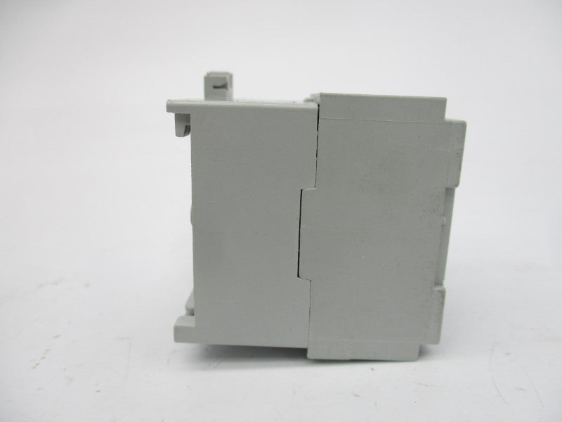 ALLEN BRADLEY 700DC-MB310D24S SER. A 24VDC (WH) NSMP