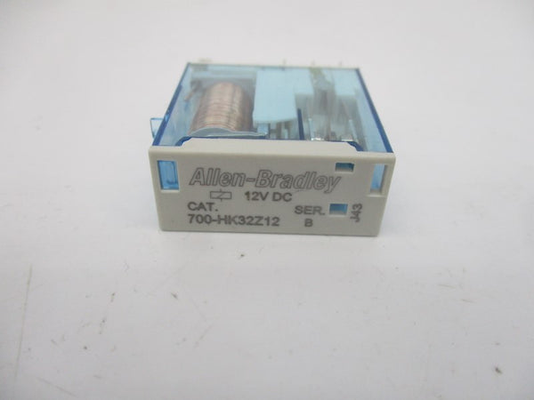 ALLEN BRADLEY 700-HK32Z12 SER. B 12VDC (WH) NSMP