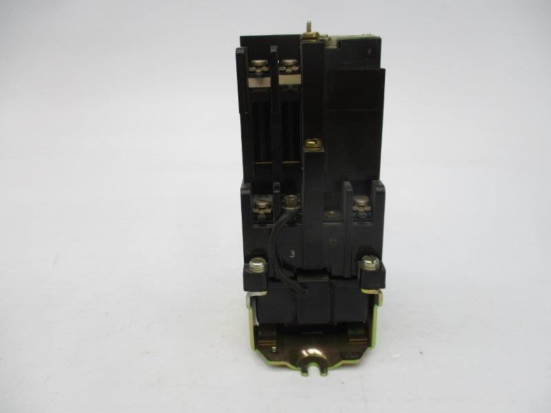 ALLEN BRADLEY 700DC-N200Z24 SER. C 24VDC NSNP