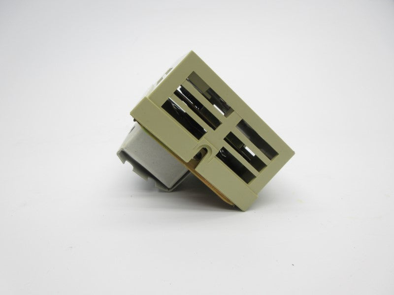 HONEYWELL T6052A1015 120/240VAC NSNP
