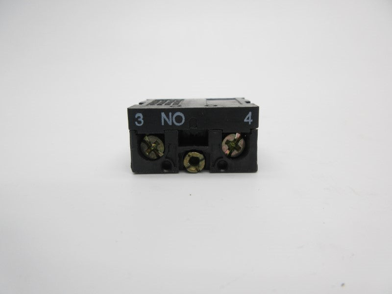 TELEMECANIQUE ZB2-BE101 600V NSNP