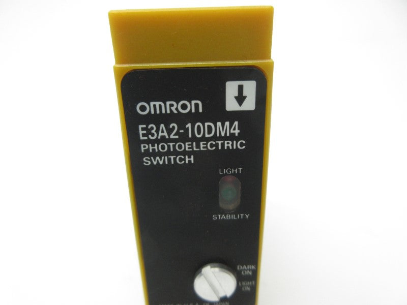 OMRON E3A2-10DM4 NSNP
