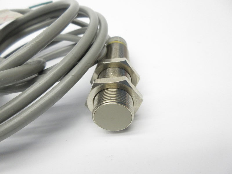 OMRON TL-X5Y2-GL 24-240VAC 2M NSMP