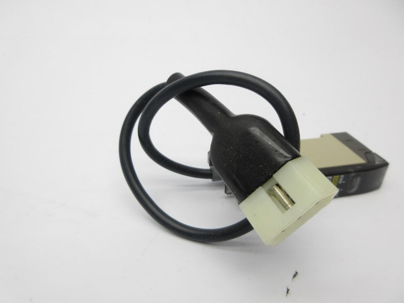 OMRON E3X-F21 12-24VDC 2M NSMP