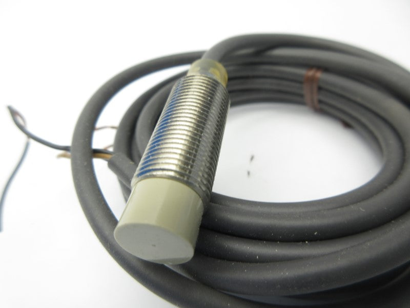 OMRON TL-X5MC1-GE 12-24VDC 2M NSMP