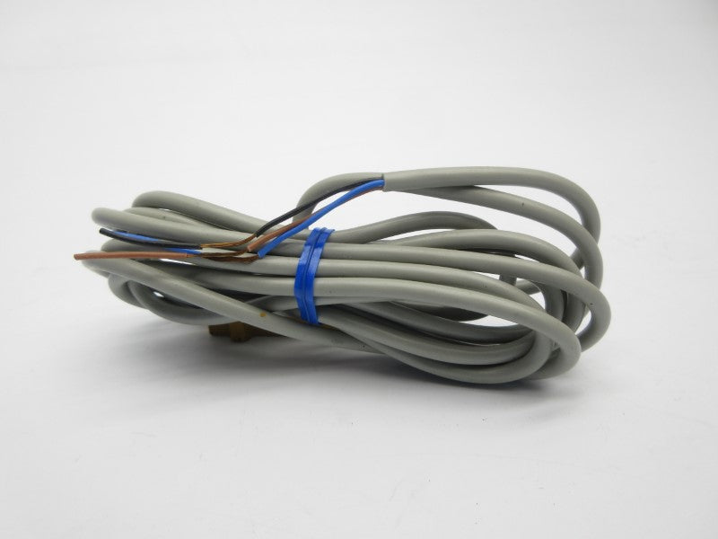OMRON E3S-R2E41 12-24VDC NSMP