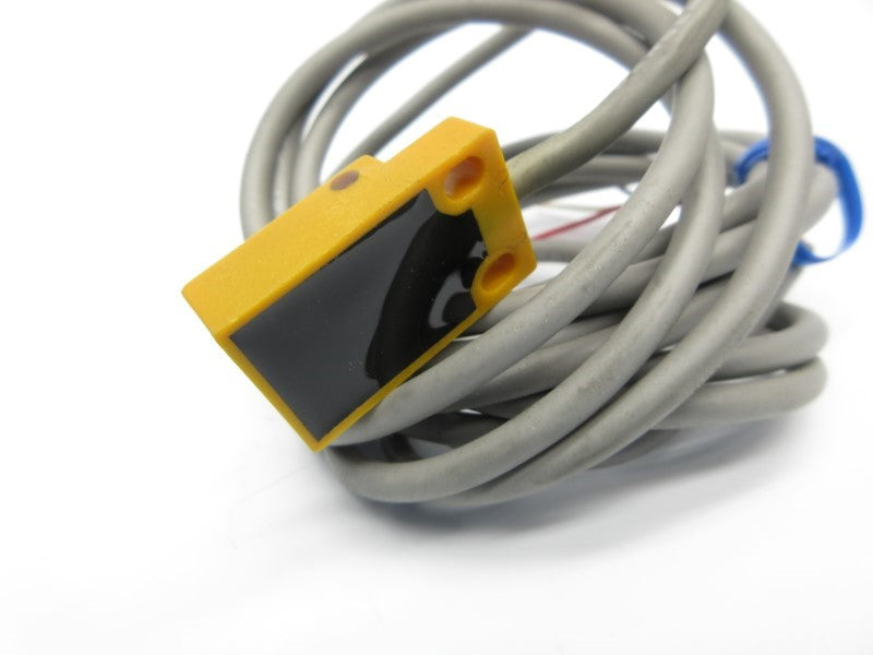 OMRON TL-W5MB1 12-24VDC NSMP