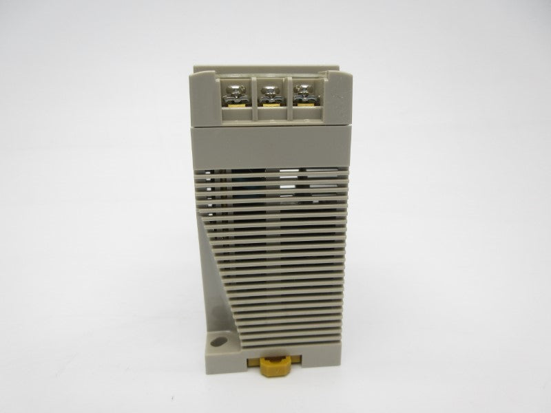 OMRON S82K-01505 100-240VAC 0.45A NSMP