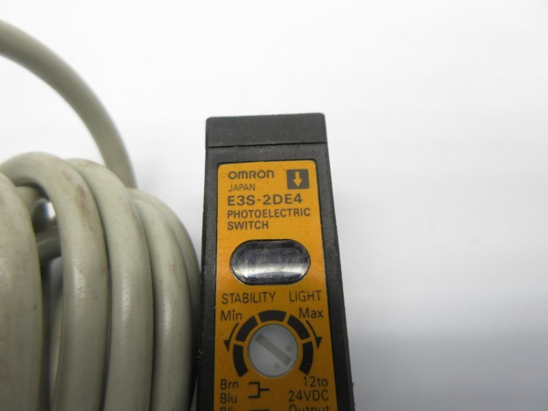 OMRON E3S-2DE4 12-24VDC UNMP