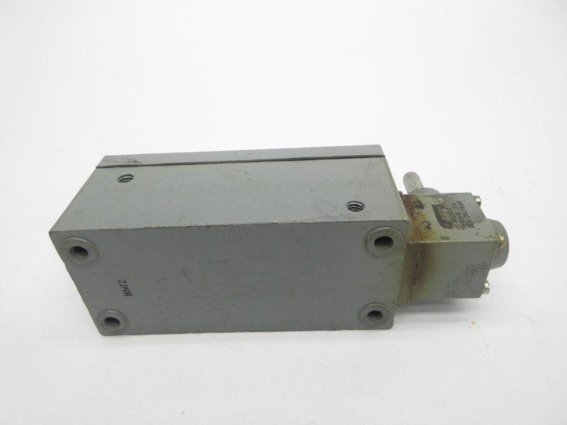 ALLEN BRADLEY 802X-L14 SER. C UNMP