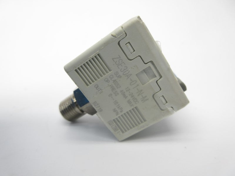 SMC ZSE30A-01-N-M 12-24VDC NSNP