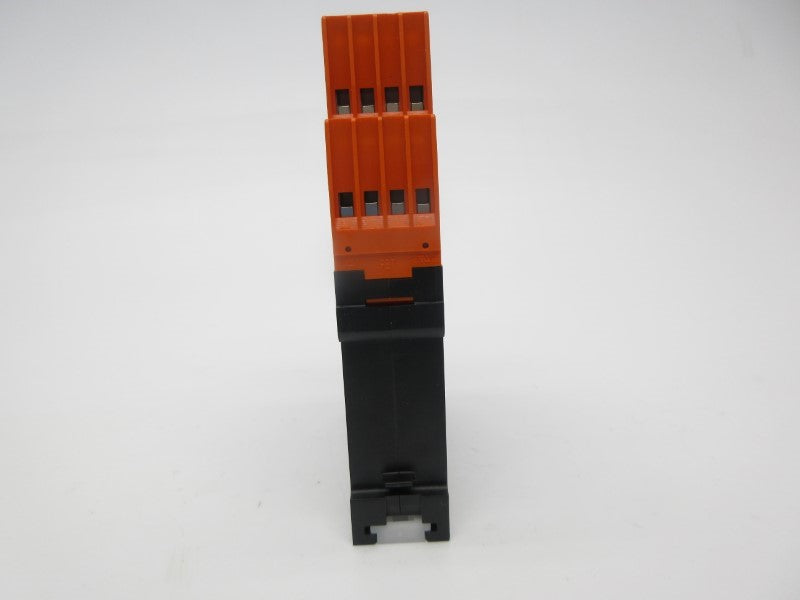 E. DOLD & SOHNE LG5929.60/100/61 24VAC/DC 3A NSNP