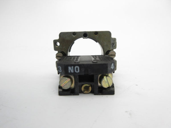 TELEMECANIQUE ZB2-BE101 380V 10A NSNP
