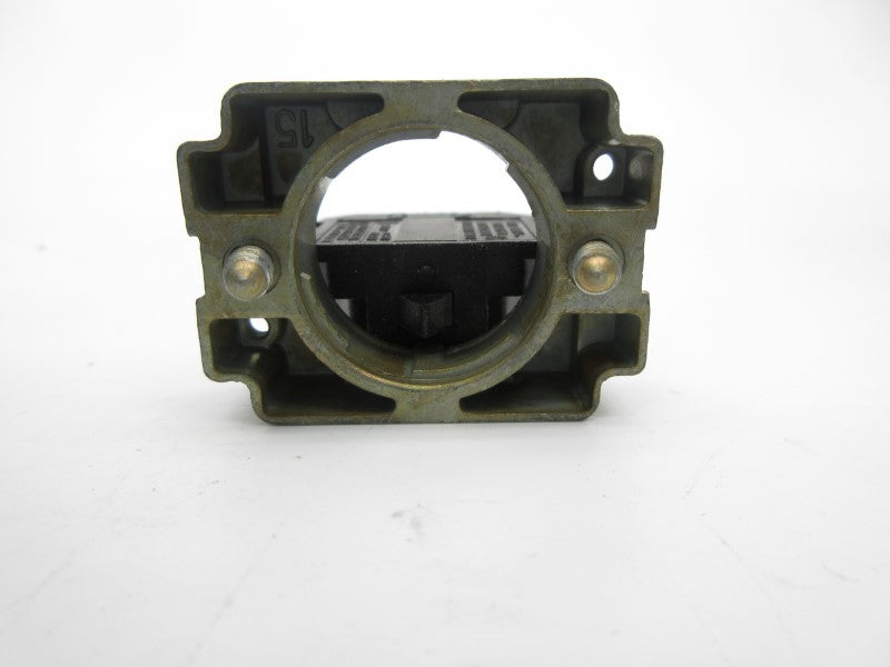 TELEMECANIQUE ZB2-BE101 380V 10A NSNP