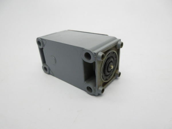 TELEMECANIQUE XC2-JC 250VAC (AS PICTURED) NSNP