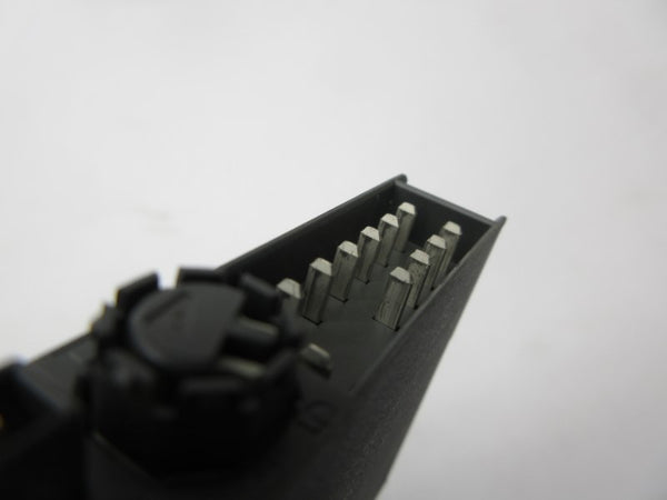 SIEMENS 6ES7132-4BB01-0AB0 24VDC 0.5A UNMP
