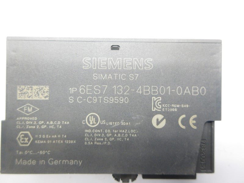 SIEMENS 6ES7132-4BB01-0AB0 24VDC 0.5A UNMP