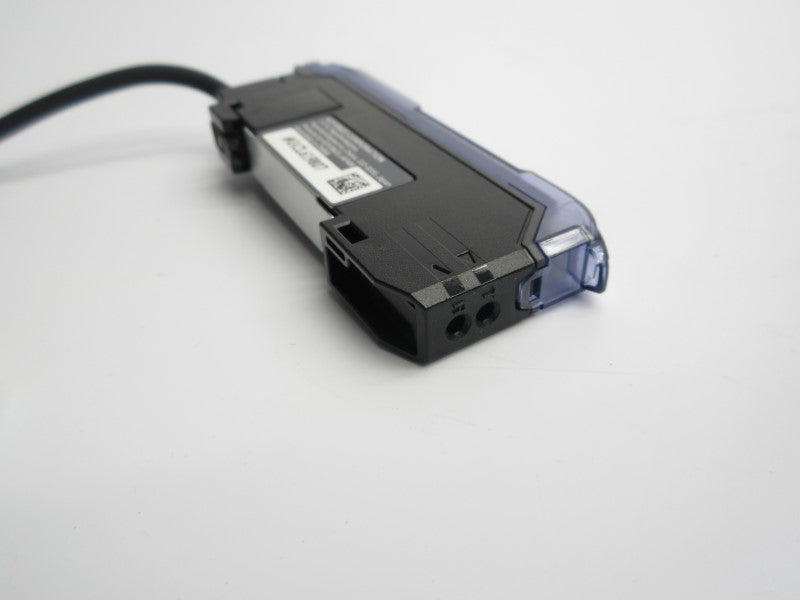 KEYENCE FS-V31 12-24VDC UNMP