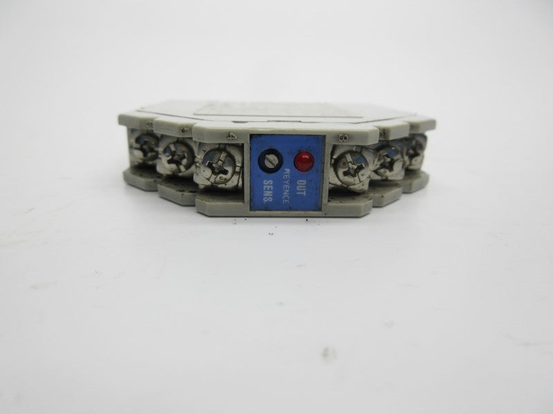 KEYENCE ES-32DC 10-28VDC UNMP