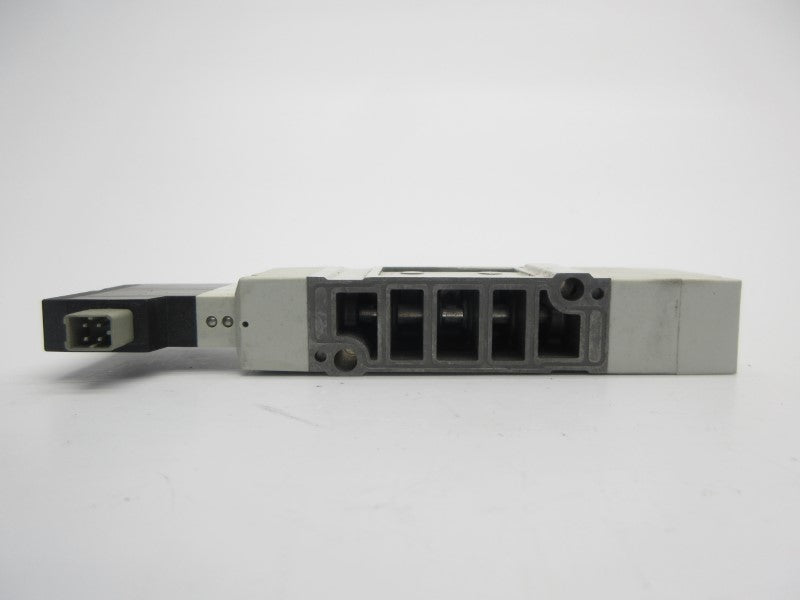 SMC SV3300-5FU 24VDC UNMP