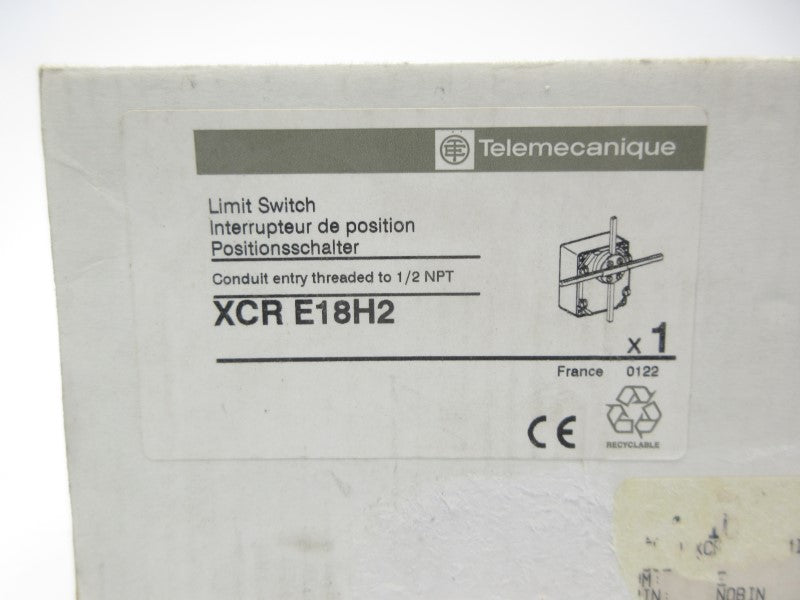 TELEMECANIQUE XCRE18H2 240V 3A NSMP