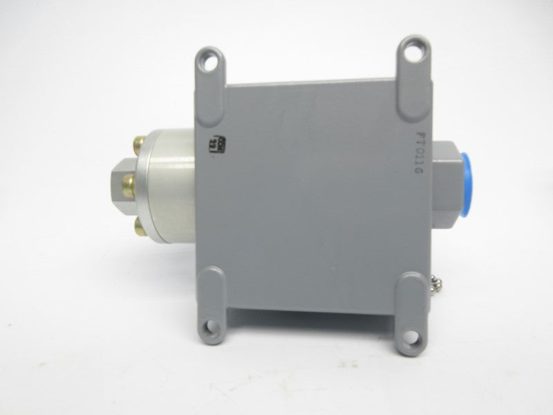 CCS 604PAM755 125/250VAC 5A 3000PSI NSMP