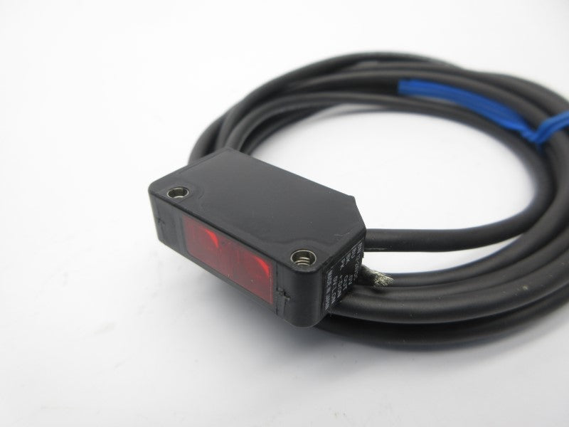 KEYENCE PZ-V31 12-24VDC NSMP