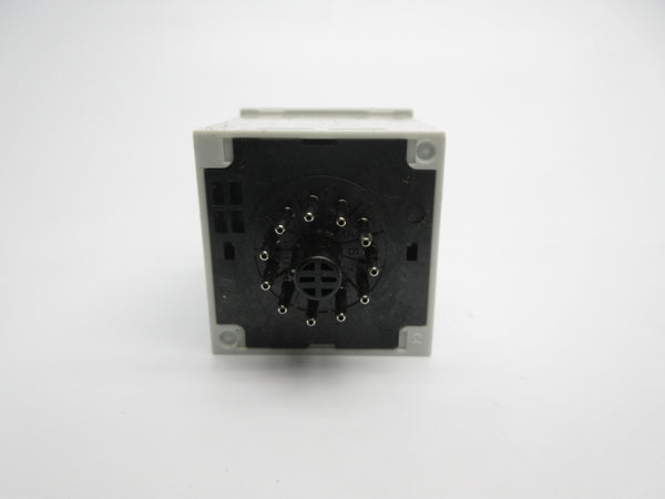 ALLEN BRADLEY 700-HR52TA17 SER. D 100-120VAC 0.05S-300H NSNP