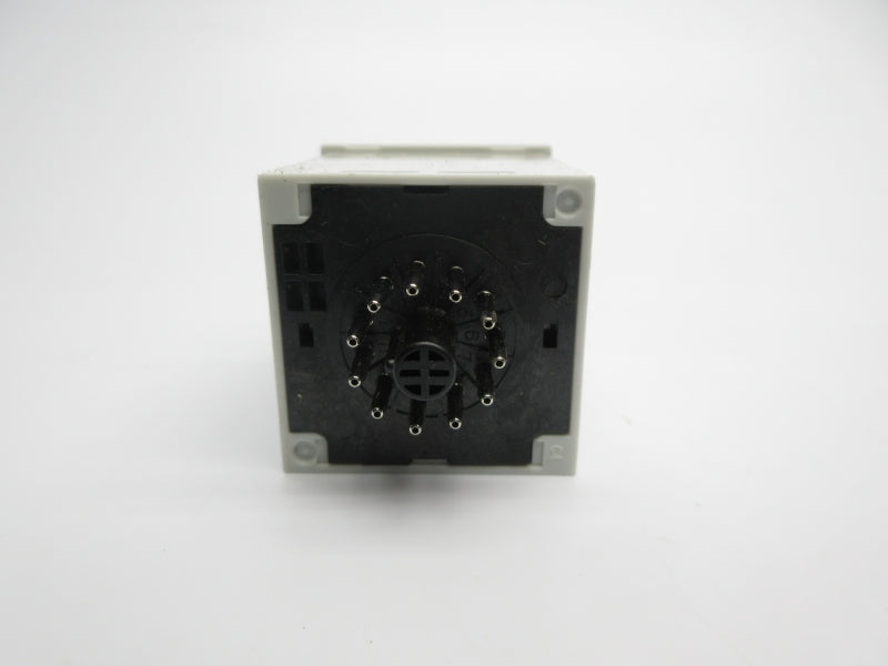 ALLEN BRADLEY 700-HR52TA17 SER. D 100-120VAC 0.05S-300H NSNP