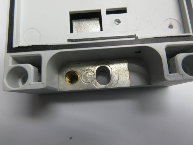 SIEMENS 142-3BF00-0XA0 24VDC UNMP