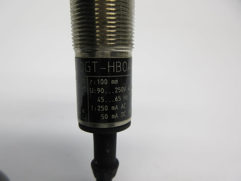 IFM EFECTOR OG0014 OGT-HBOA 90-250VAC NSNP
