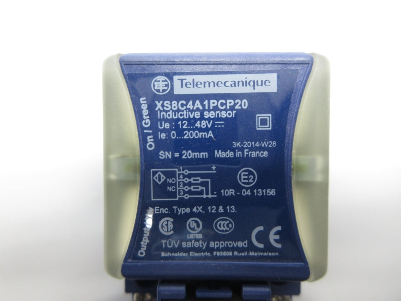 TELEMECANIQUE XS8C4A1PCP20 12-48V NSNP