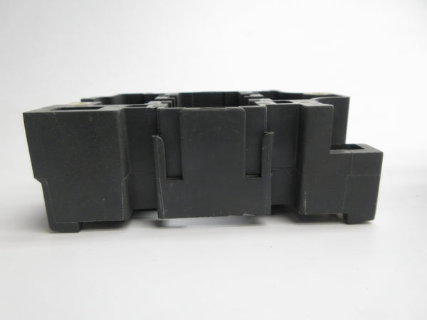 TELEMECANIQUE LX1D6P7 230V NSNP