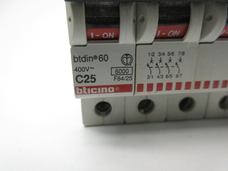 BTICINO F84/25 400V 25A NSNP
