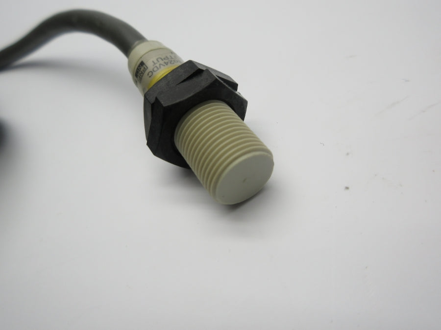 OMRON E2F-X2F1 NSNP