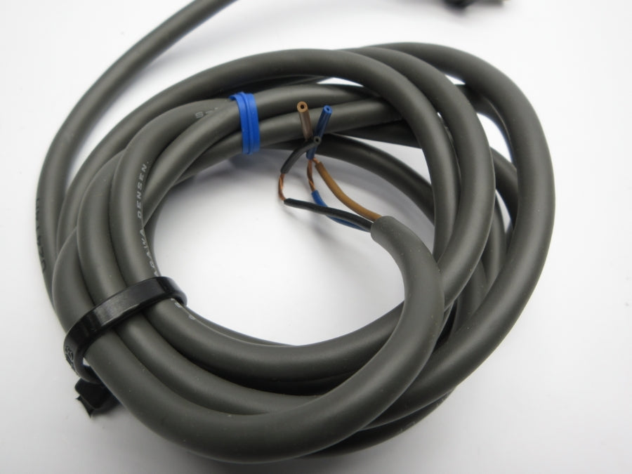 OMRON E2F-X2F1 NSNP