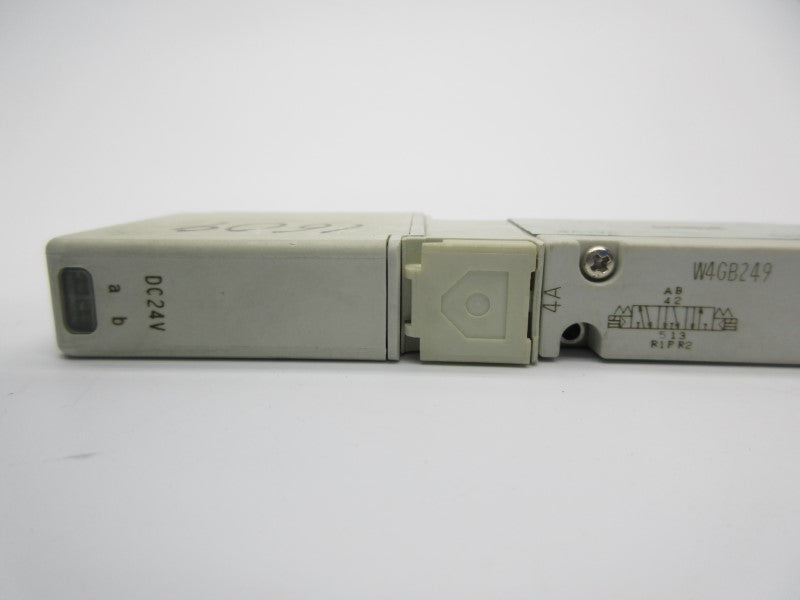 CKD W4GB249 24VDC UNMP