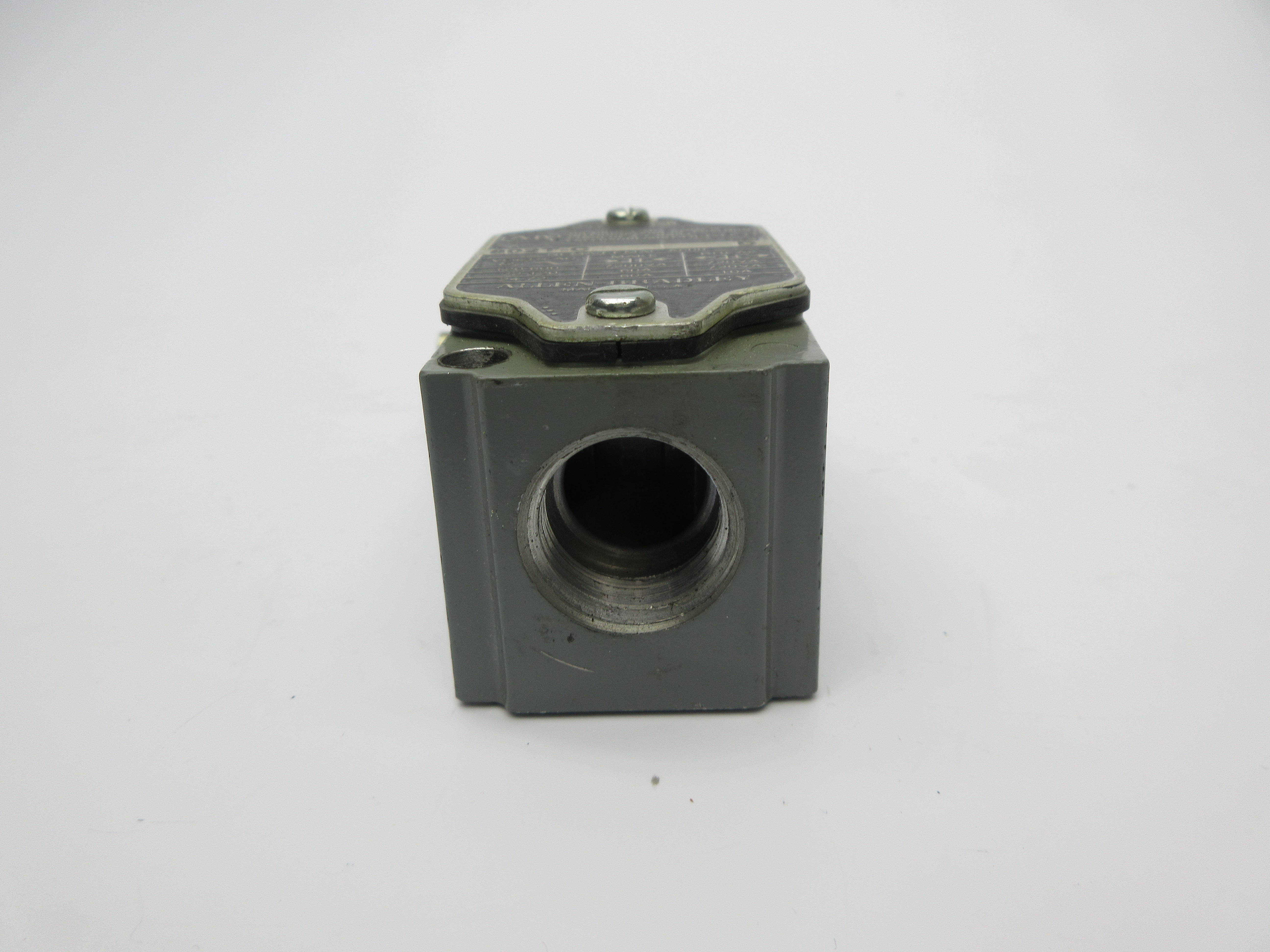 ALLEN BRADLEY 802T-C SER. D UNMP