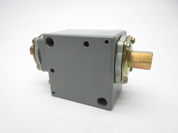 SQUARE D 9012GGW-4 SER. C 240PSI NSNP