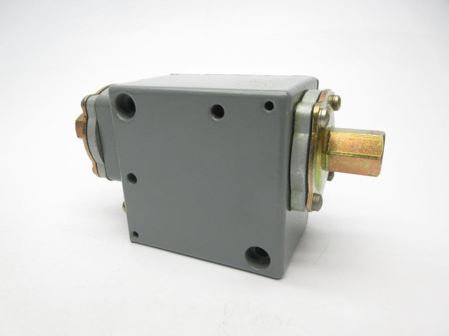 SQUARE D 9012GGW-4 SER. C 240PSI NSNP