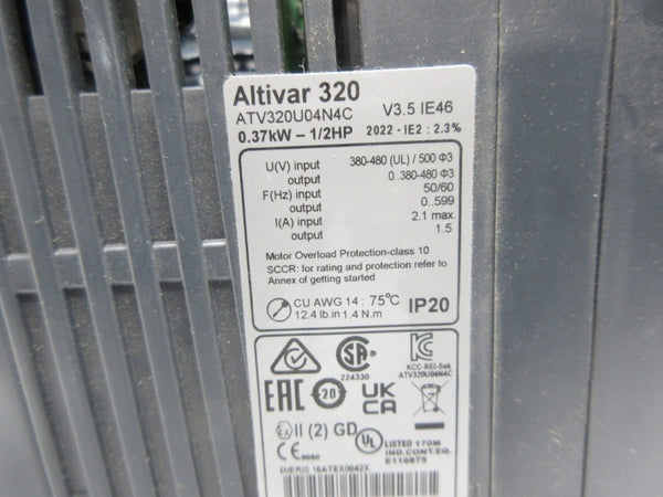 SCHNEIDER ELECTRIC ATV320U04N4C 380-480V UNMP