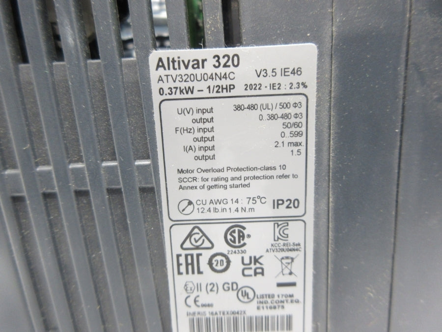 SCHNEIDER ELECTRIC ATV320U04N4C 380-480V UNMP