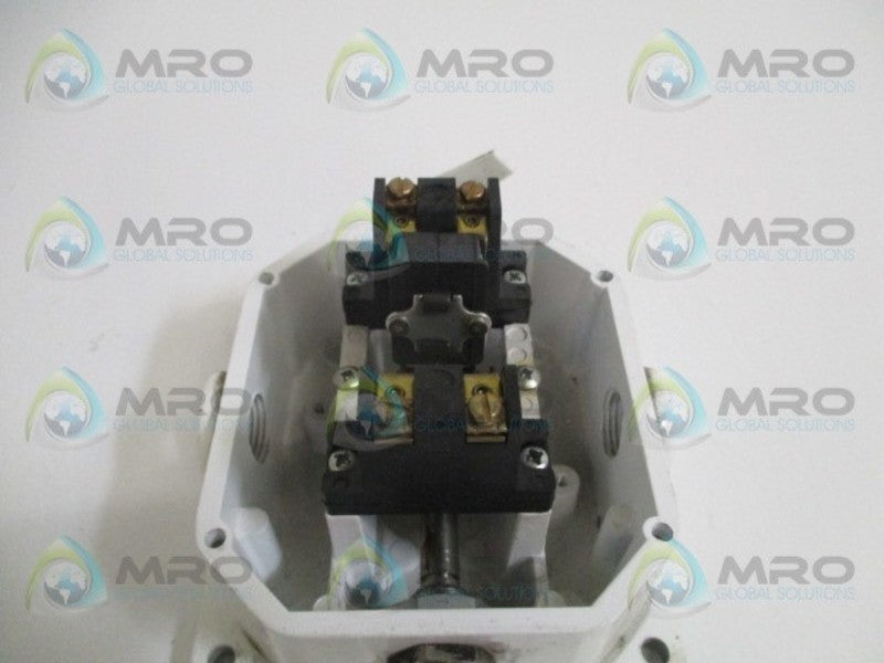 REES 04944-900 UNMP