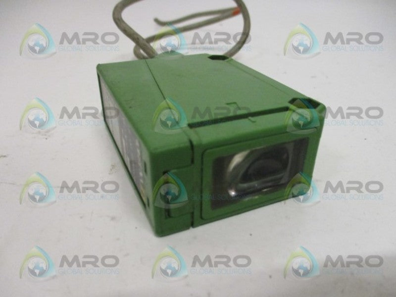 SUNX VF2-M10P PHOTOELECTRIC BEAM SENSOR UNMP