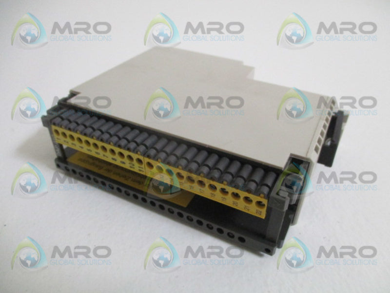SCHNEIDER AEG TSX COMPACT DAP210/AS-BDAP-210 OUTPUT MODULE NSMP