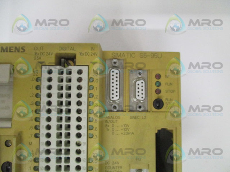 SIEMENS SIMATIC S5-95U 6ES5095-8MB02 COMPACT CONTROLLER  UNMP