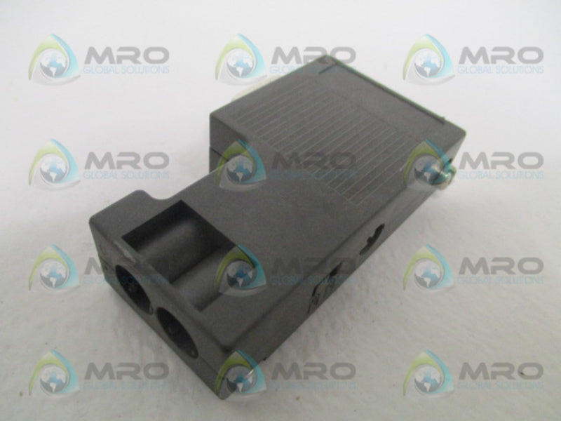 SIEMENS 6ES7972-0BA11-0XA0 UNMP